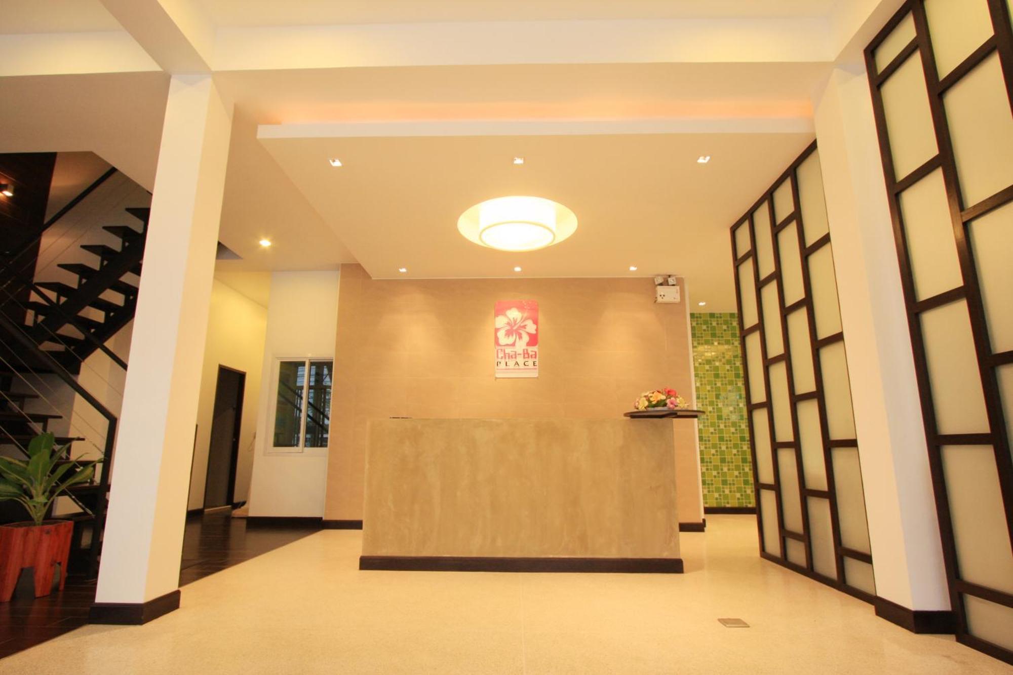 Chaba Place HHQ Extérieur photo