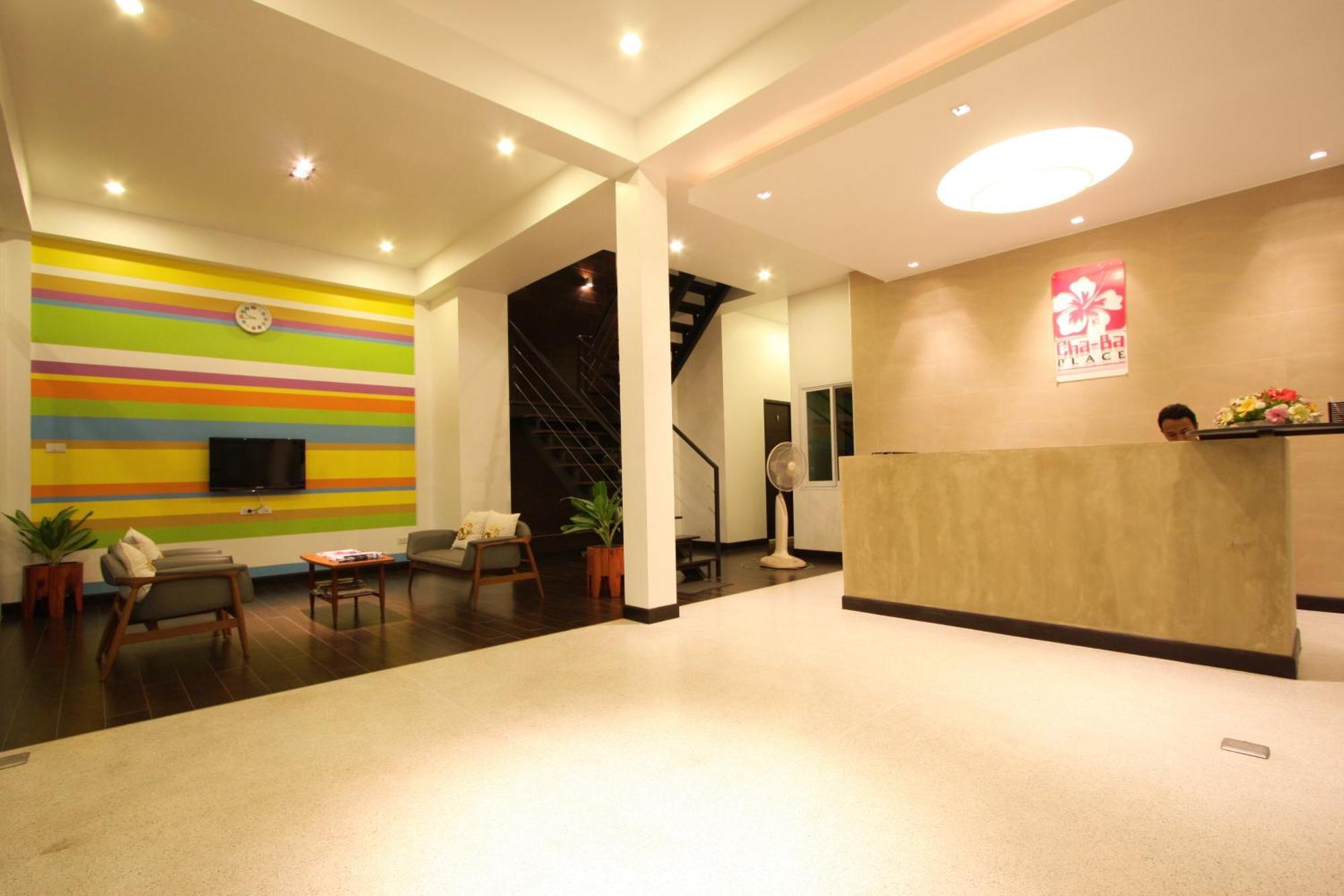 Chaba Place HHQ Extérieur photo